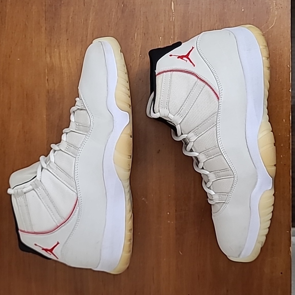 Air Jordan 11 Retro Mid Platinum Tint Mens Sneakers 378037-016 Size 13 - Picture 12 of 17